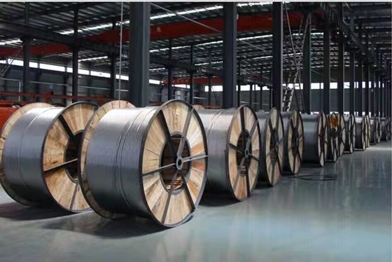 ACSR oben schwemmte bloßen Aluminiumleiter Steel Cable für Fernleitung an